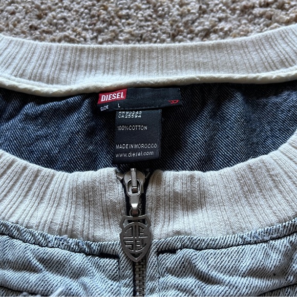 Diesel Acid Wash Denim Jacket w/ frayed hems size L - Picture 3 of 9